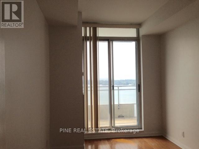 2703 - 228 Queens Quay W, Toronto, Ontario  M5J 2X1 - Photo 17 - C13068318
