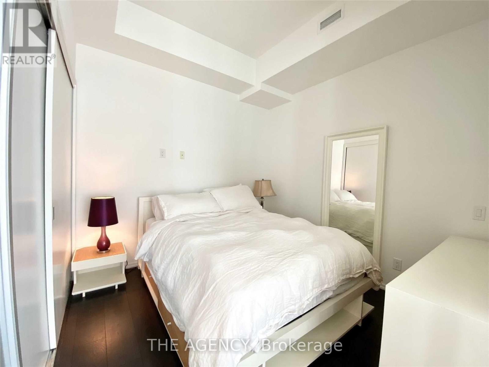718 - 783 Bathurst Street, Toronto, Ontario  M5S 1Z5 - Photo 12 - C13068414