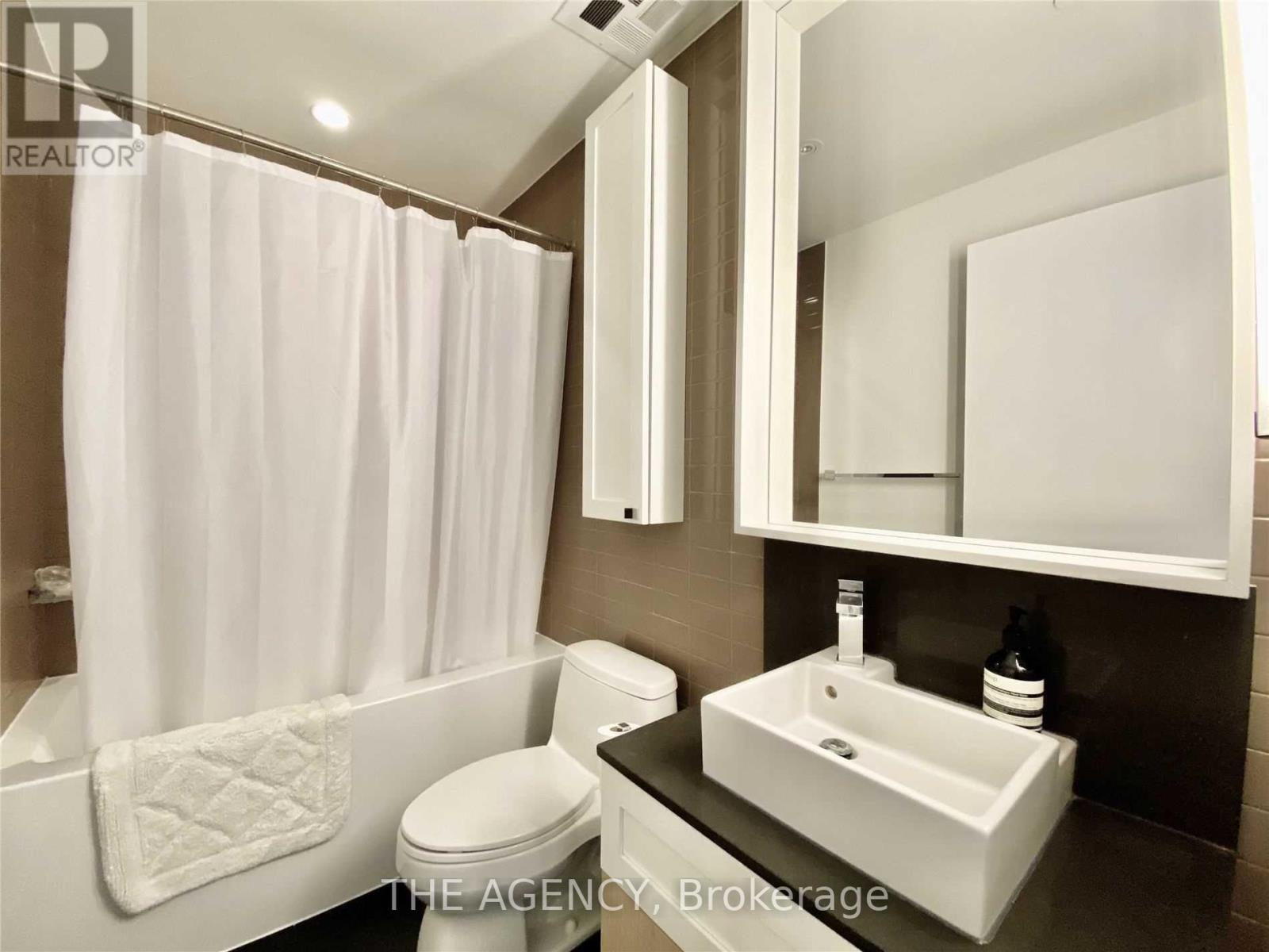 718 - 783 Bathurst Street, Toronto, Ontario  M5S 1Z5 - Photo 13 - C13068414