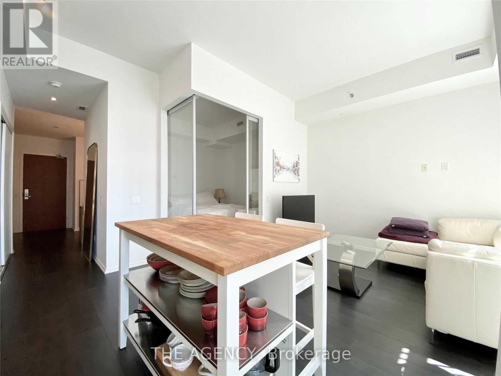 718 - 783 Bathurst Street, Toronto, Ontario  M5S 1Z5 - Photo 17 - C13068414