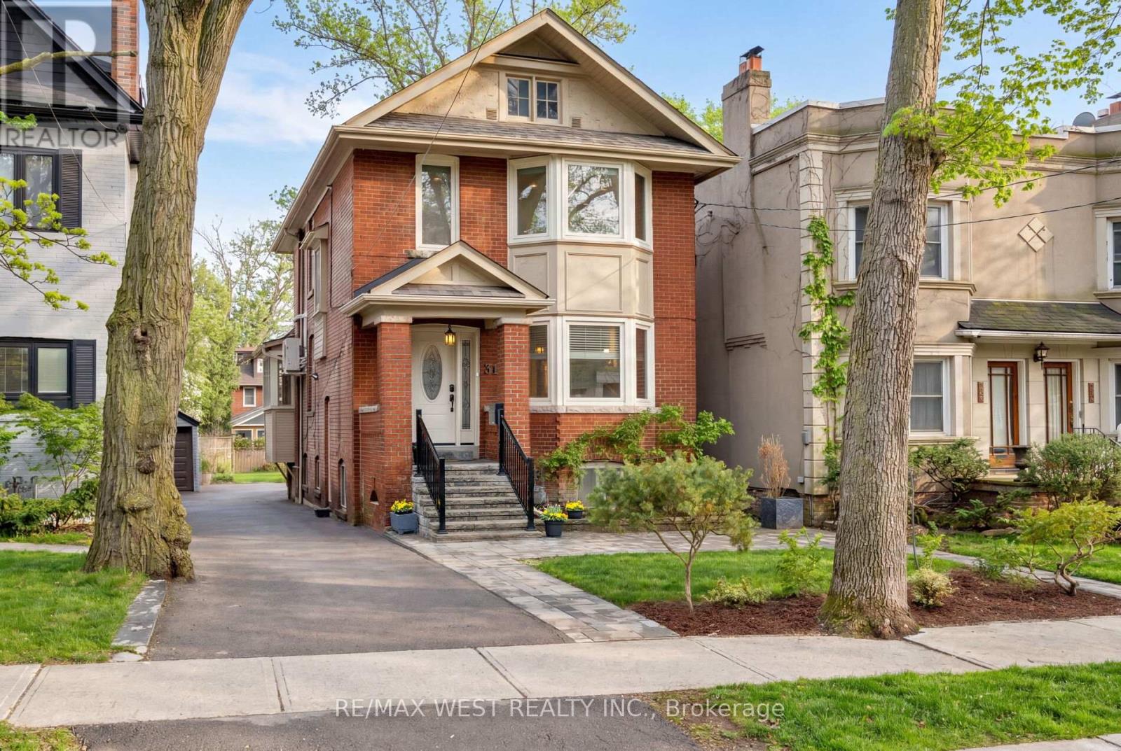 311 St Clair Avenue E, Toronto, Ontario  M4T 1P3 - Photo 2 - C13068422