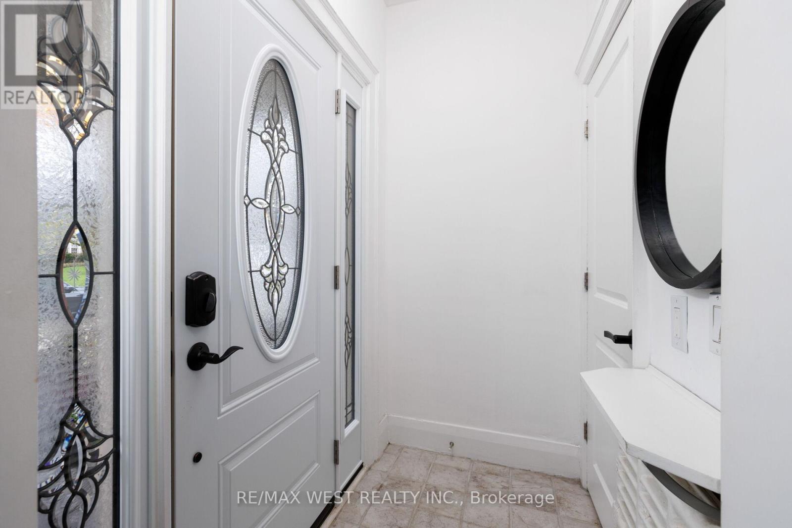 311 St Clair Avenue E, Toronto, Ontario  M4T 1P3 - Photo 4 - C13068422