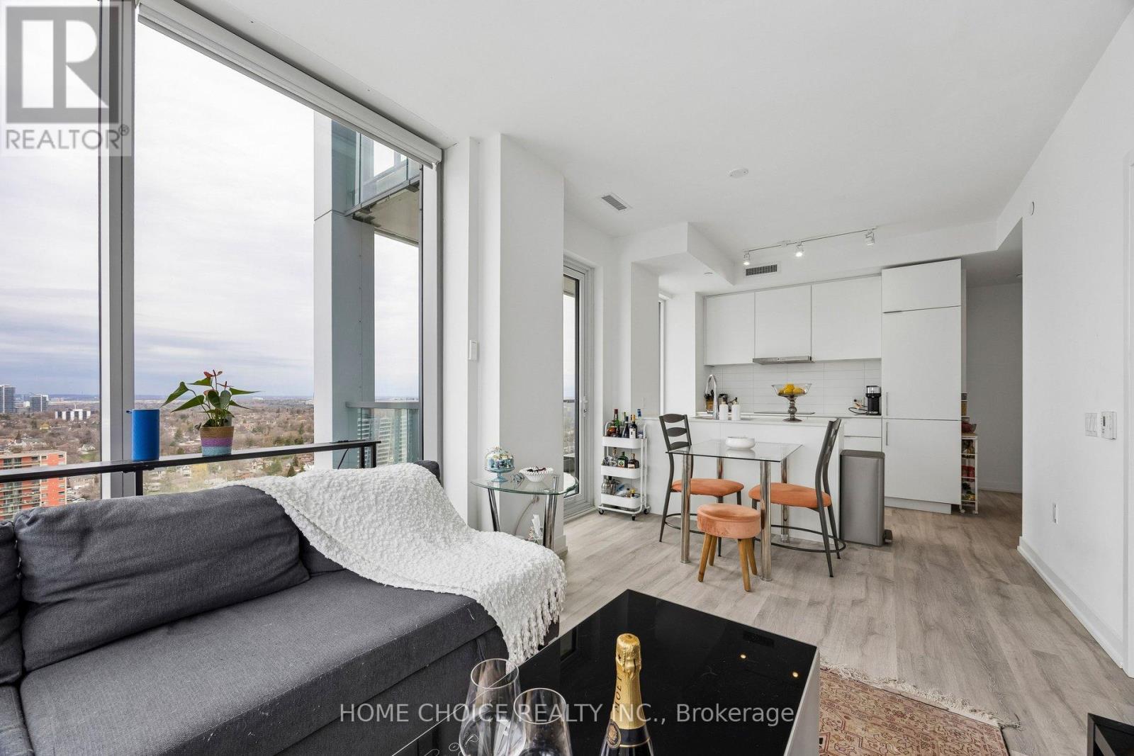 N2009 - 7 Golden Lion Heights, Toronto, Ontario  M2M 0C1 - Photo 11 - C13068468
