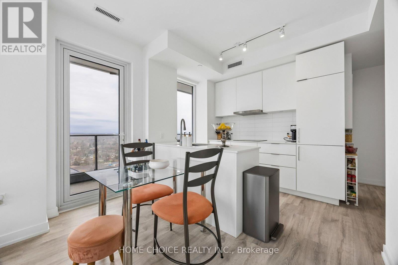 N2009 - 7 Golden Lion Heights, Toronto, Ontario  M2M 0C1 - Photo 16 - C13068468