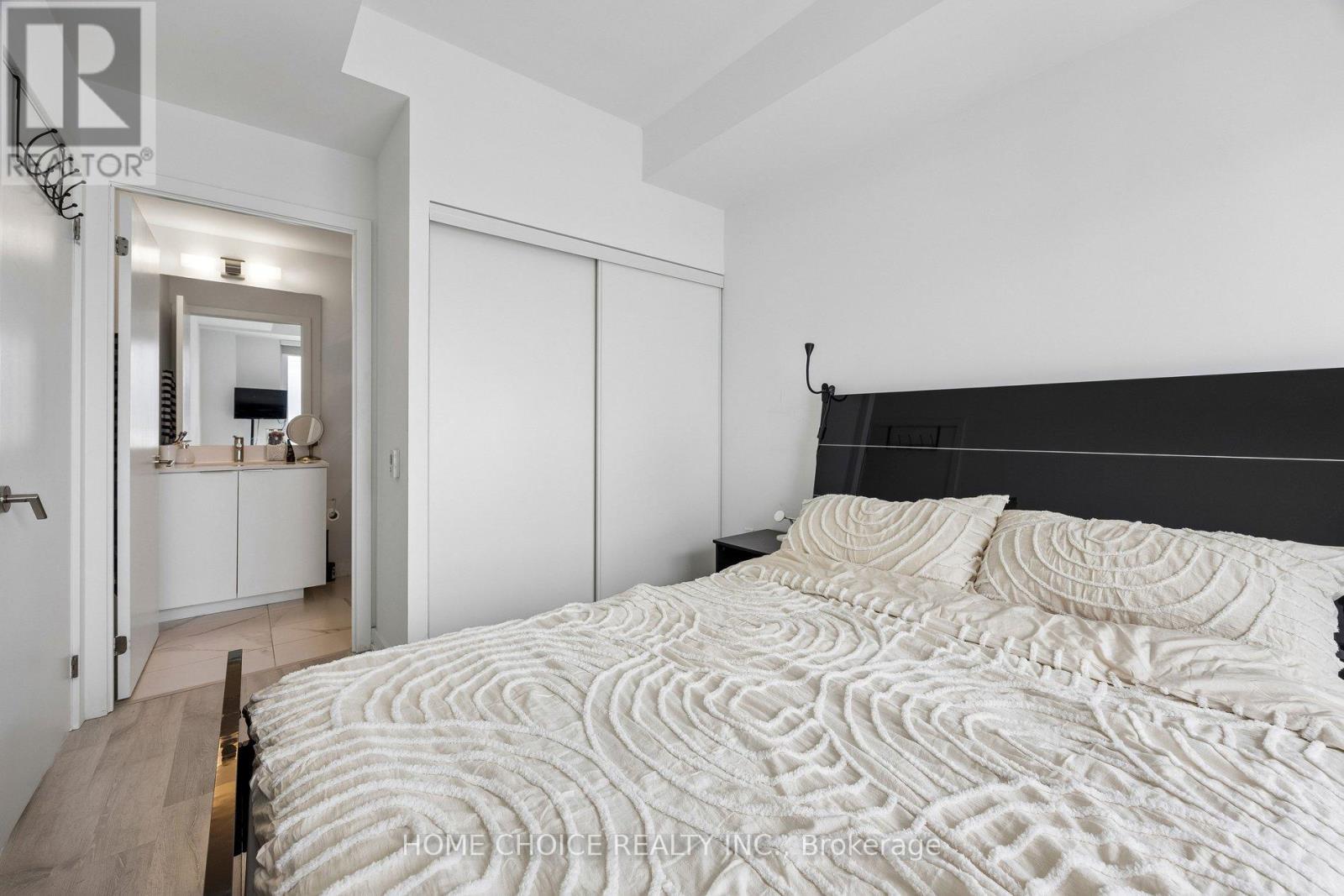 N2009 - 7 Golden Lion Heights, Toronto, Ontario  M2M 0C1 - Photo 21 - C13068468