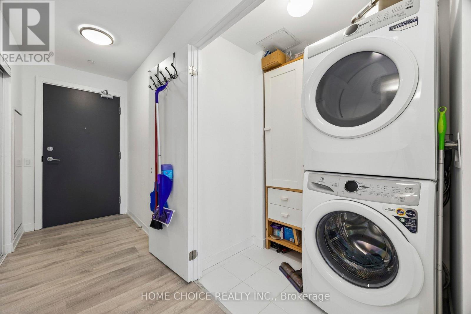 N2009 - 7 Golden Lion Heights, Toronto, Ontario  M2M 0C1 - Photo 33 - C13068468