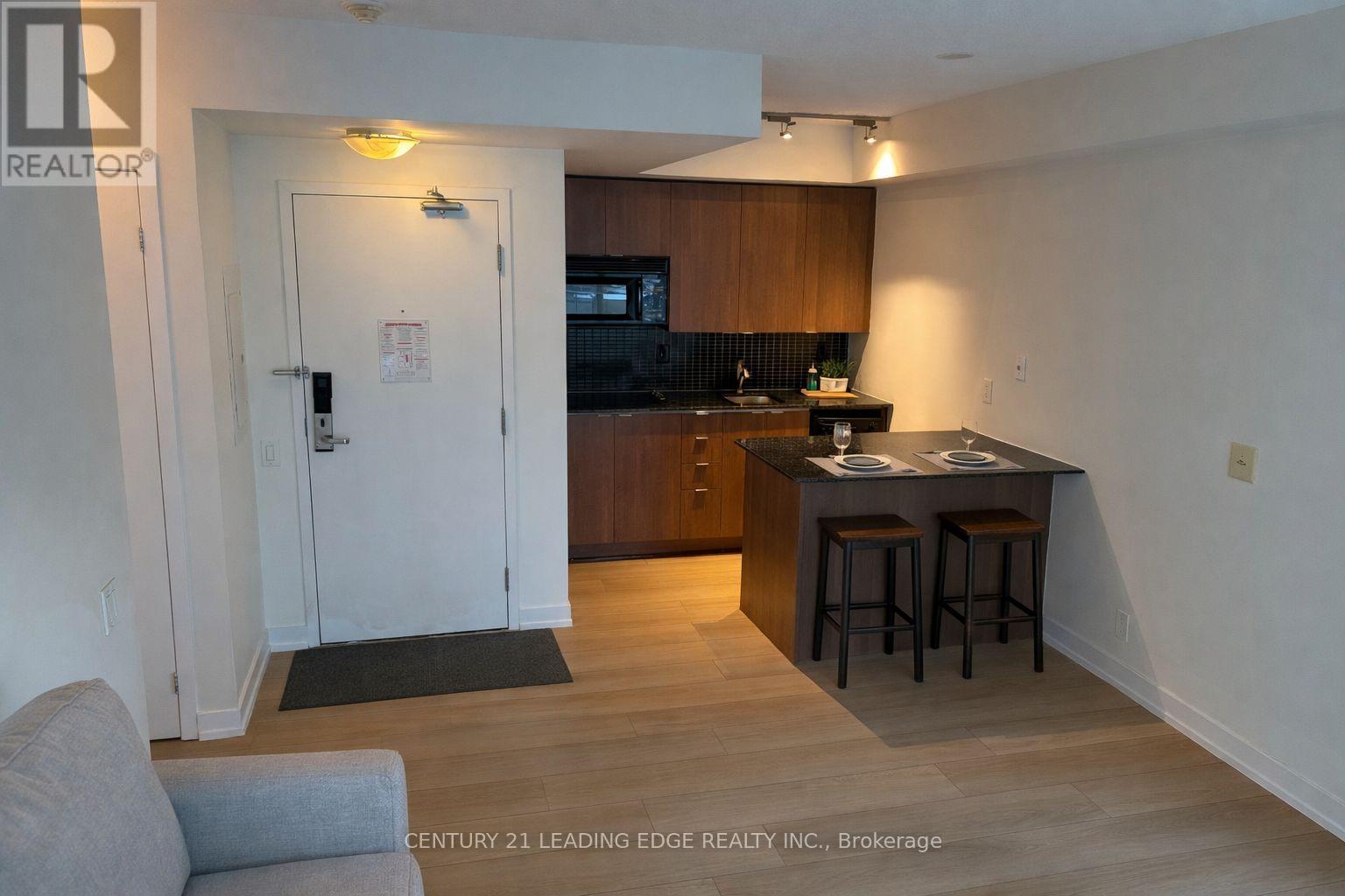 1103 - 8 Colborne Street, Toronto, Ontario  M5E 1E1 - Photo 2 - C13068512