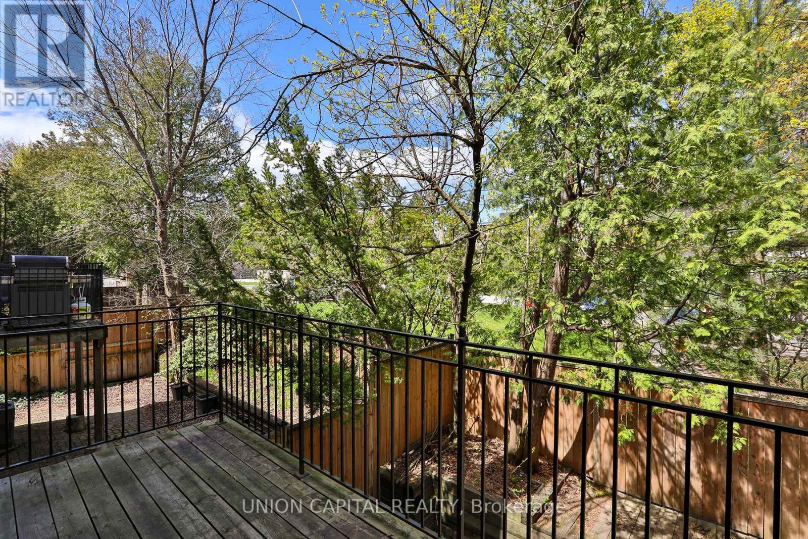 8 Mallingham Court, Toronto, Ontario  M2N 6G4 - Photo 16 - C13068568
