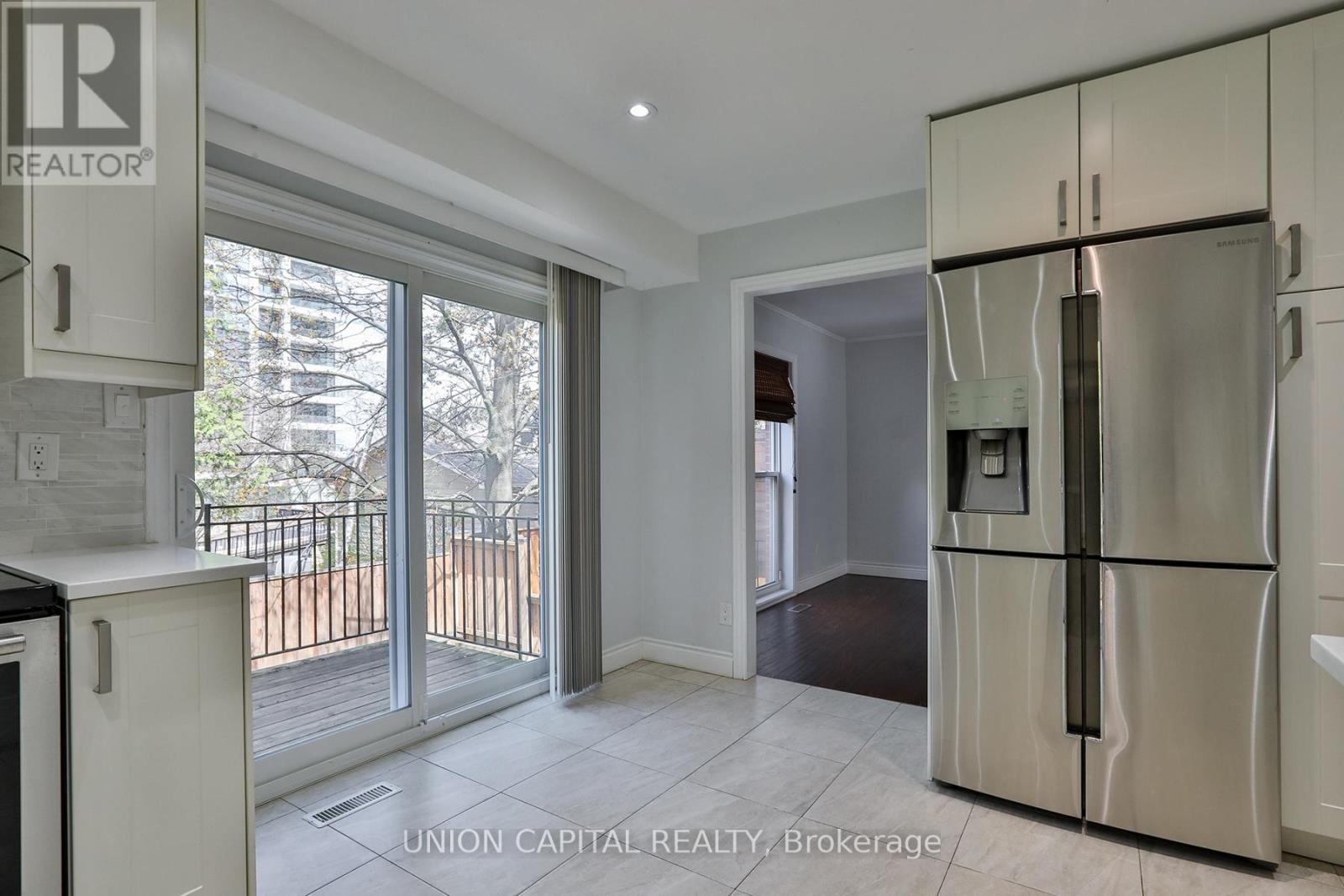 8 Mallingham Court, Toronto, Ontario  M2N 6G4 - Photo 18 - C13068568