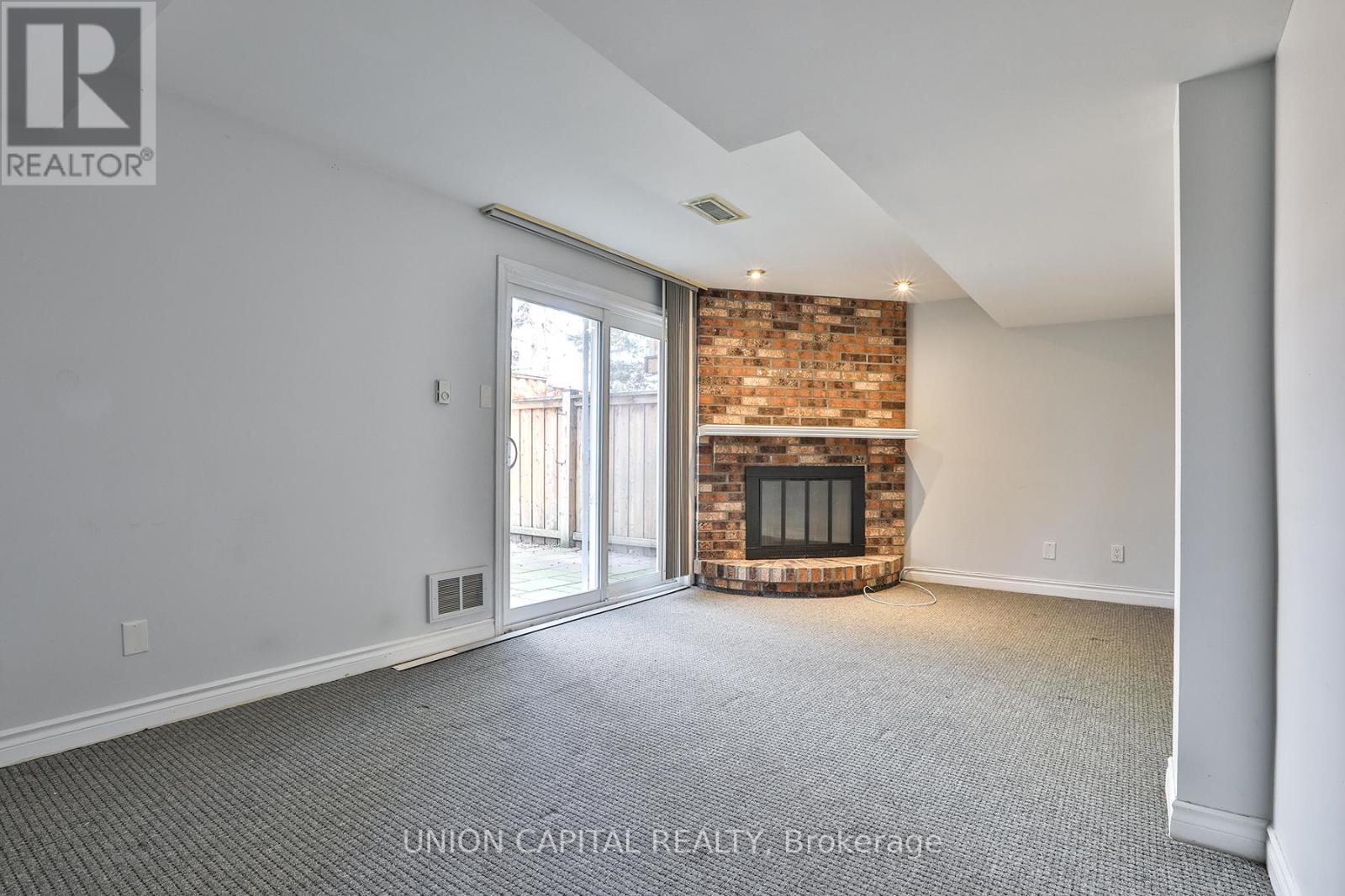 8 Mallingham Court, Toronto, Ontario  M2N 6G4 - Photo 34 - C13068568