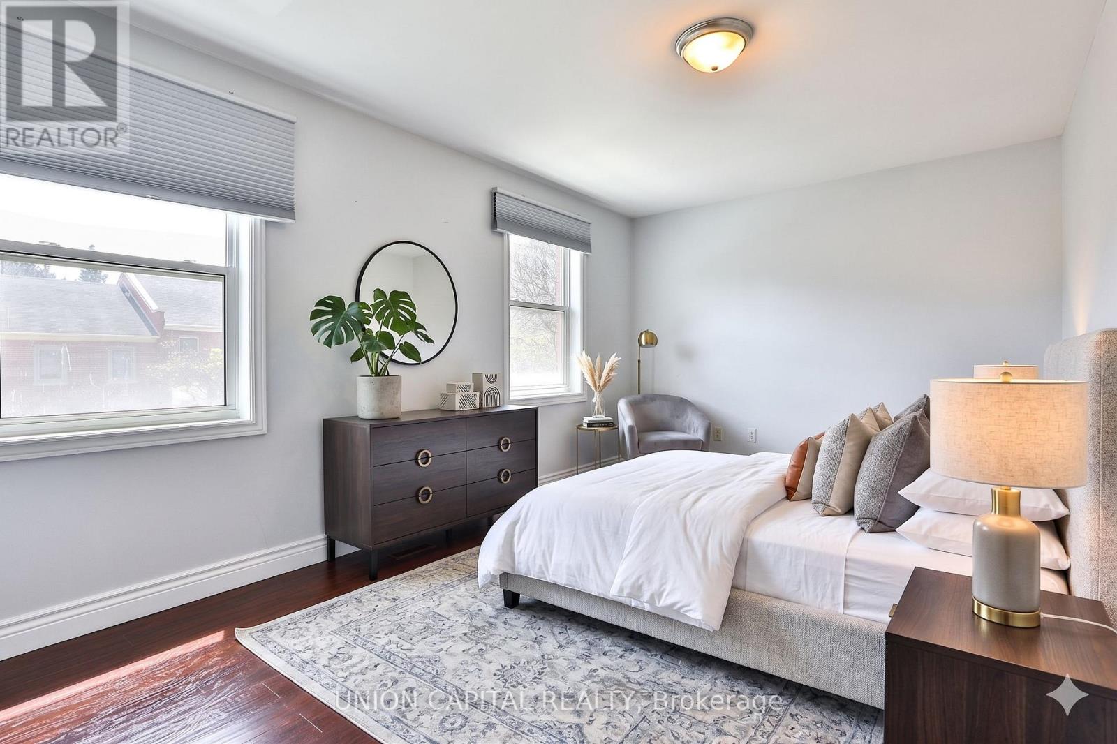 8 Mallingham Court, Toronto, Ontario  M2N 6G4 - Photo 4 - C13068568