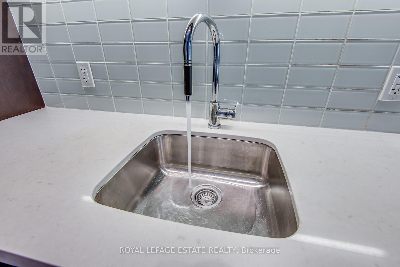 329 - 39 Queens Quay E, Toronto, Ontario  M5E 0A5 - Photo 6 - C13068570