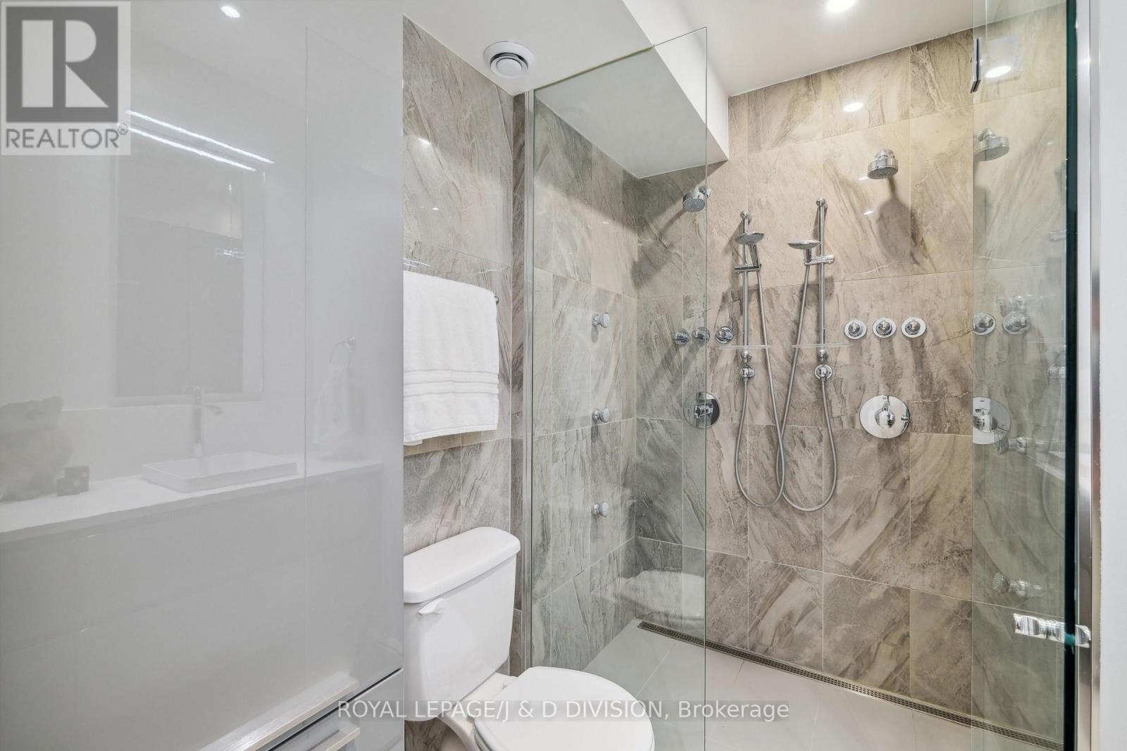 88 Asquith Avenue, Toronto, Ontario  M4W 1J8 - Photo 14 - C13068670