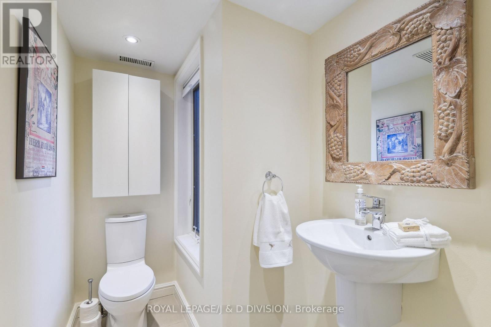 88 Asquith Avenue, Toronto, Ontario  M4W 1J8 - Photo 17 - C13068670