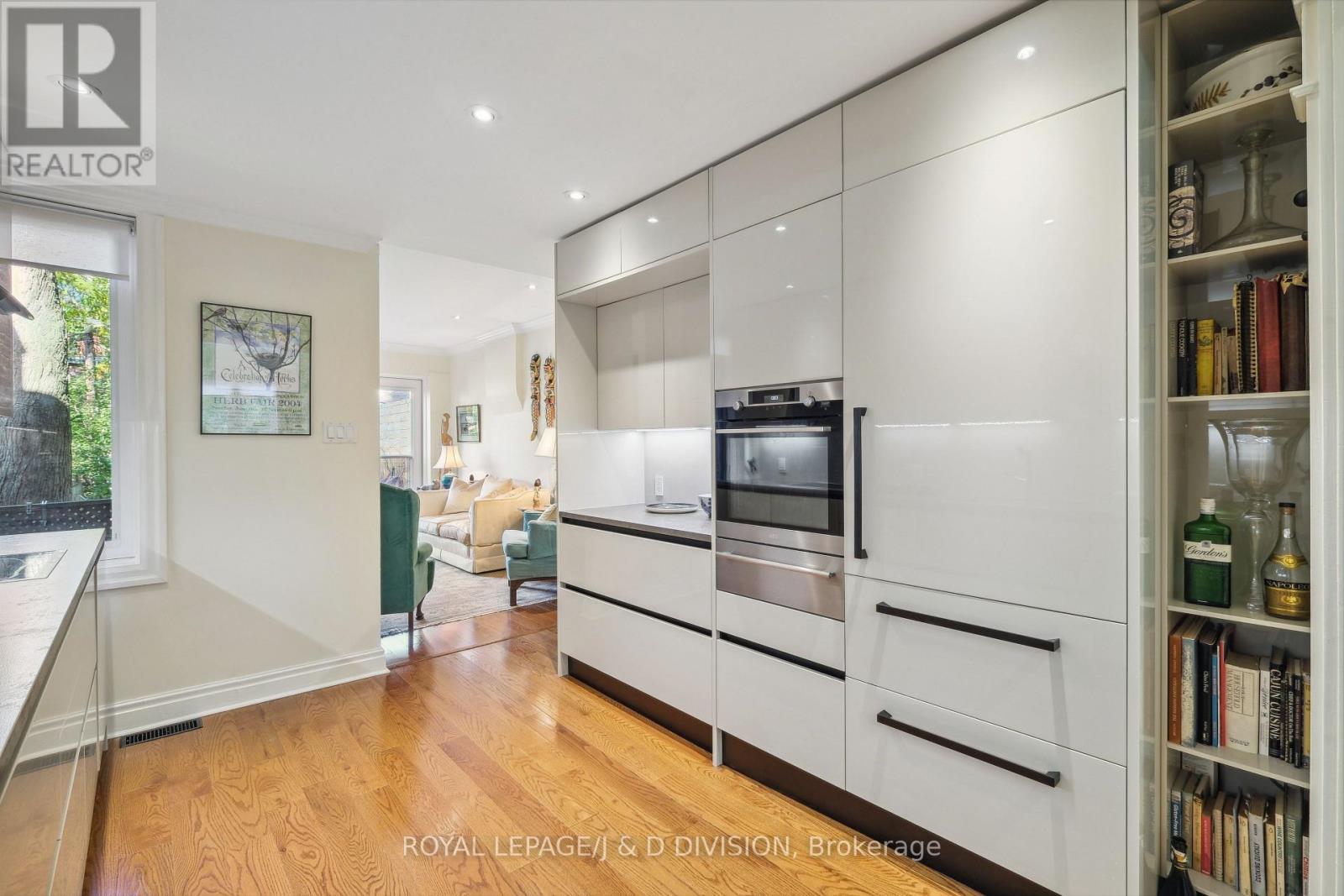 88 Asquith Avenue, Toronto, Ontario  M4W 1J8 - Photo 6 - C13068670