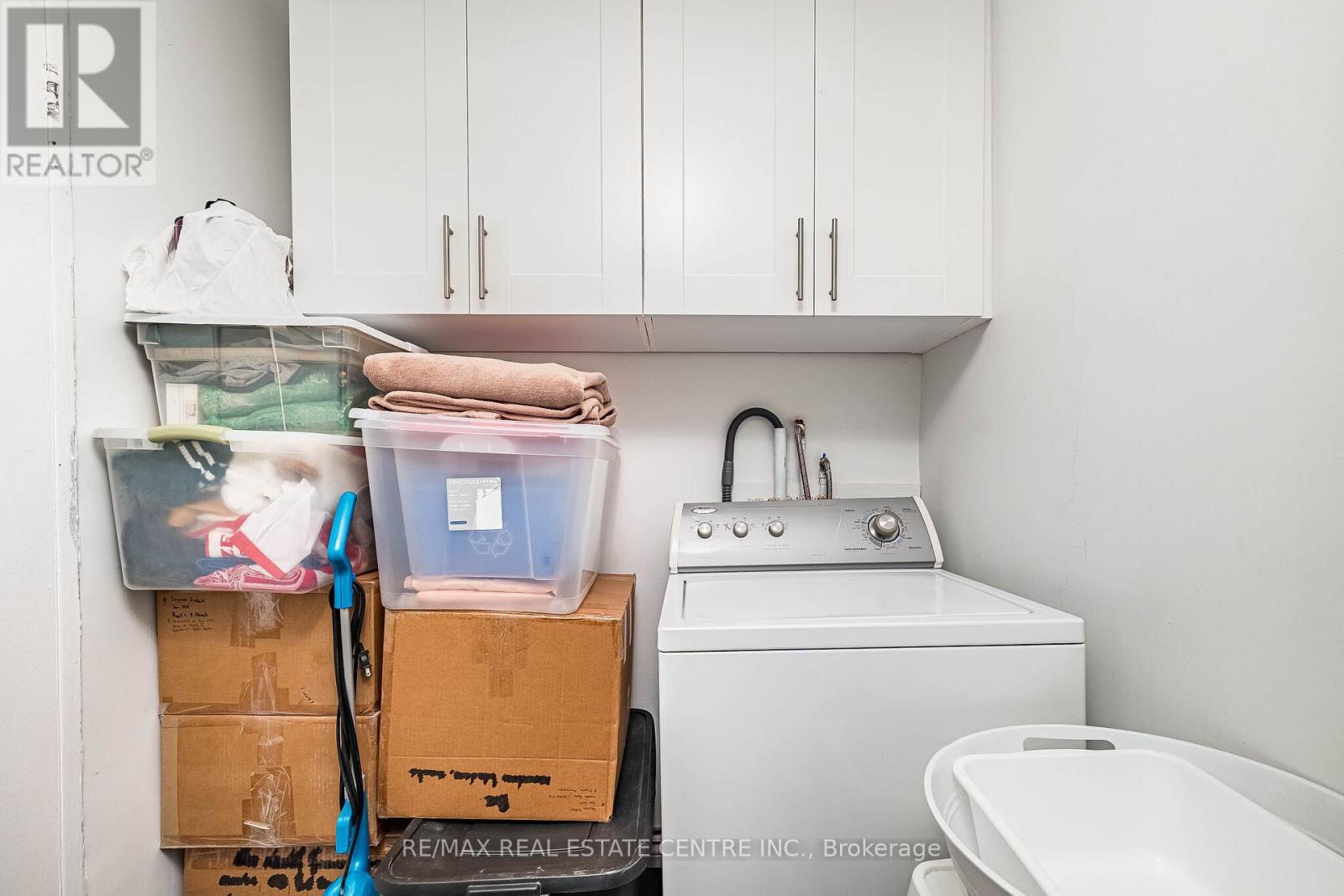 1502 - 451 The West Mall Drive, Toronto (Etobicoke West Mall), Ontario  M9C 1G1 - Photo 38 - W13068114