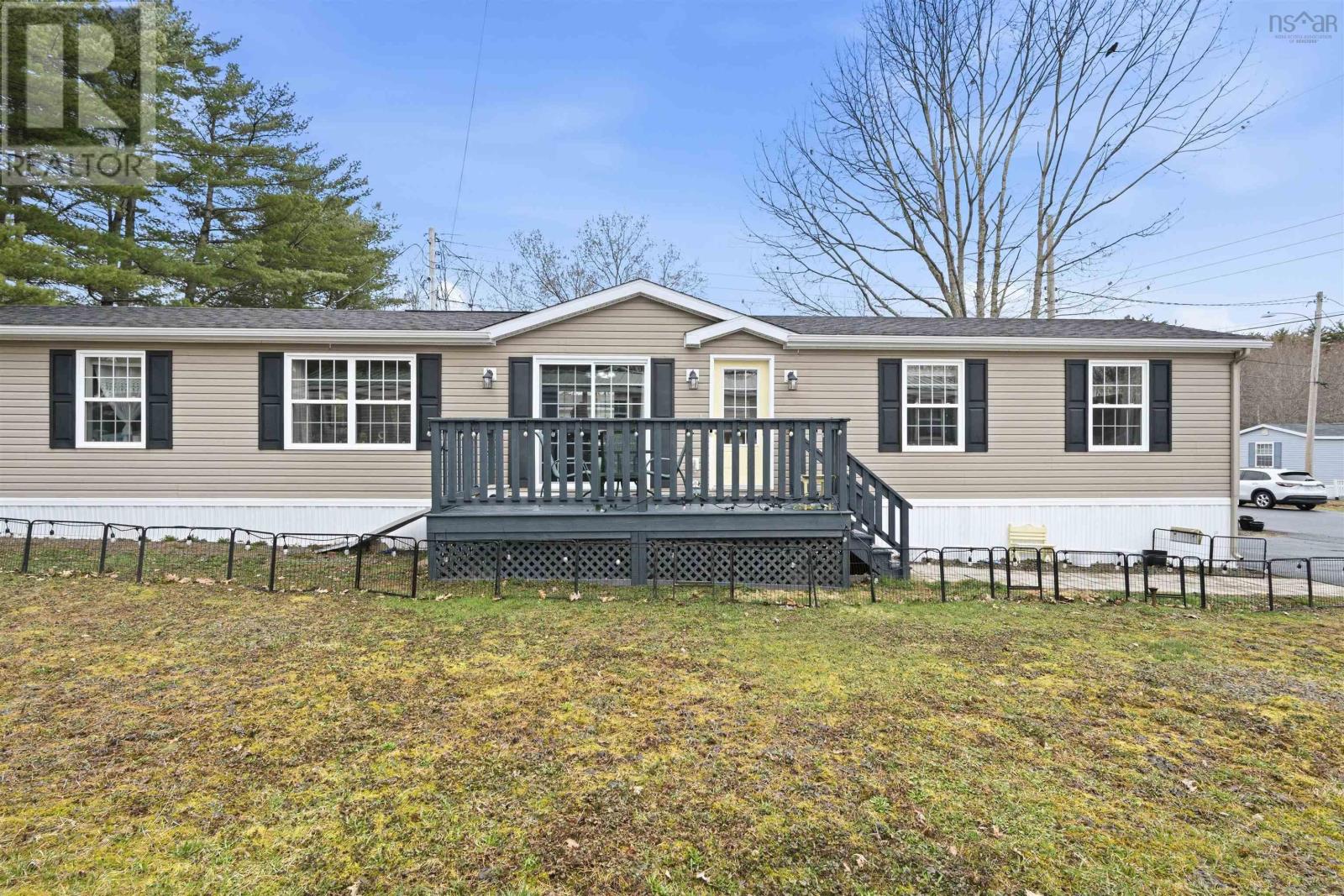 5 Spring Crescent, Bridgewater, Nova Scotia