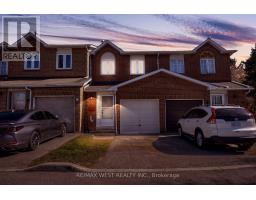 27 - 905 BAYLY STREET, Pickering, Ontario