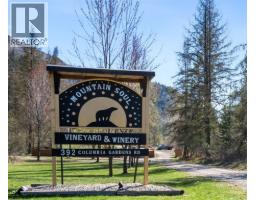 392 Columbia Gardens Road, Trail, British Columbia