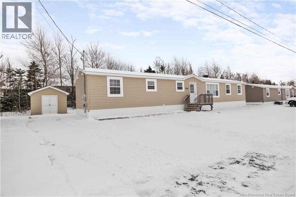 396 Nepisiguit Drive, Dieppe, New Brunswick  E1A 0P6 - Photo 2 - NB137993