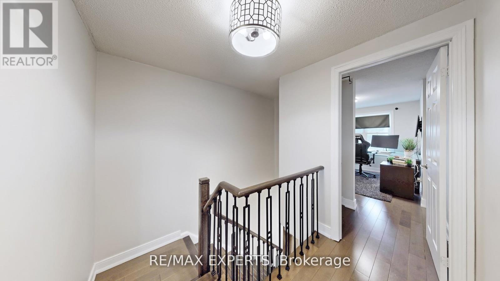 562 Tara Hill Circle, Aurora, Ontario  L4G 6G9 - Photo 16 - N13068316