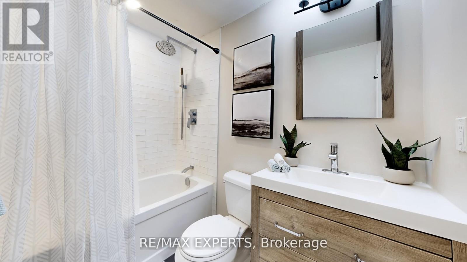 562 Tara Hill Circle, Aurora, Ontario  L4G 6G9 - Photo 27 - N13068316