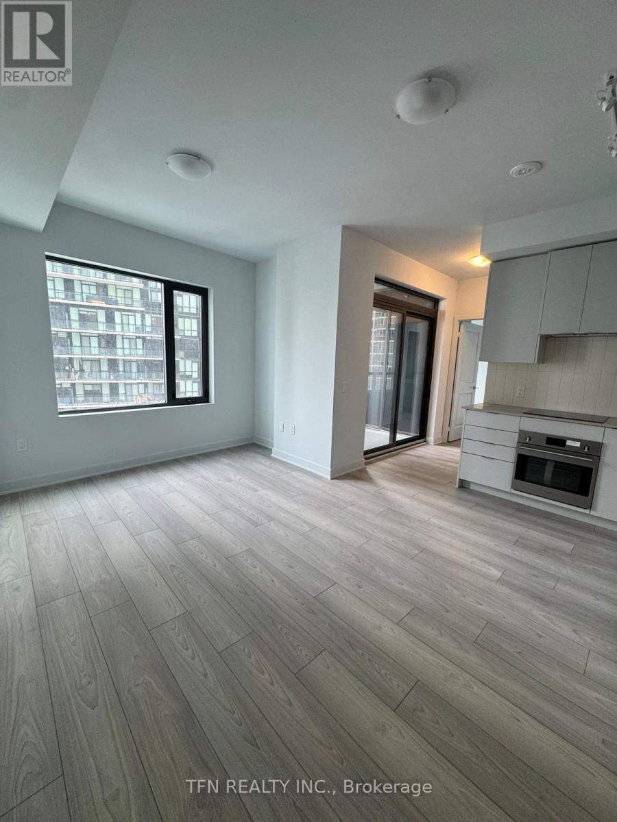 2405 - 2920 Highway 7, Vaughan, Ontario  L4K 0P4 - Photo 2 - N13068592