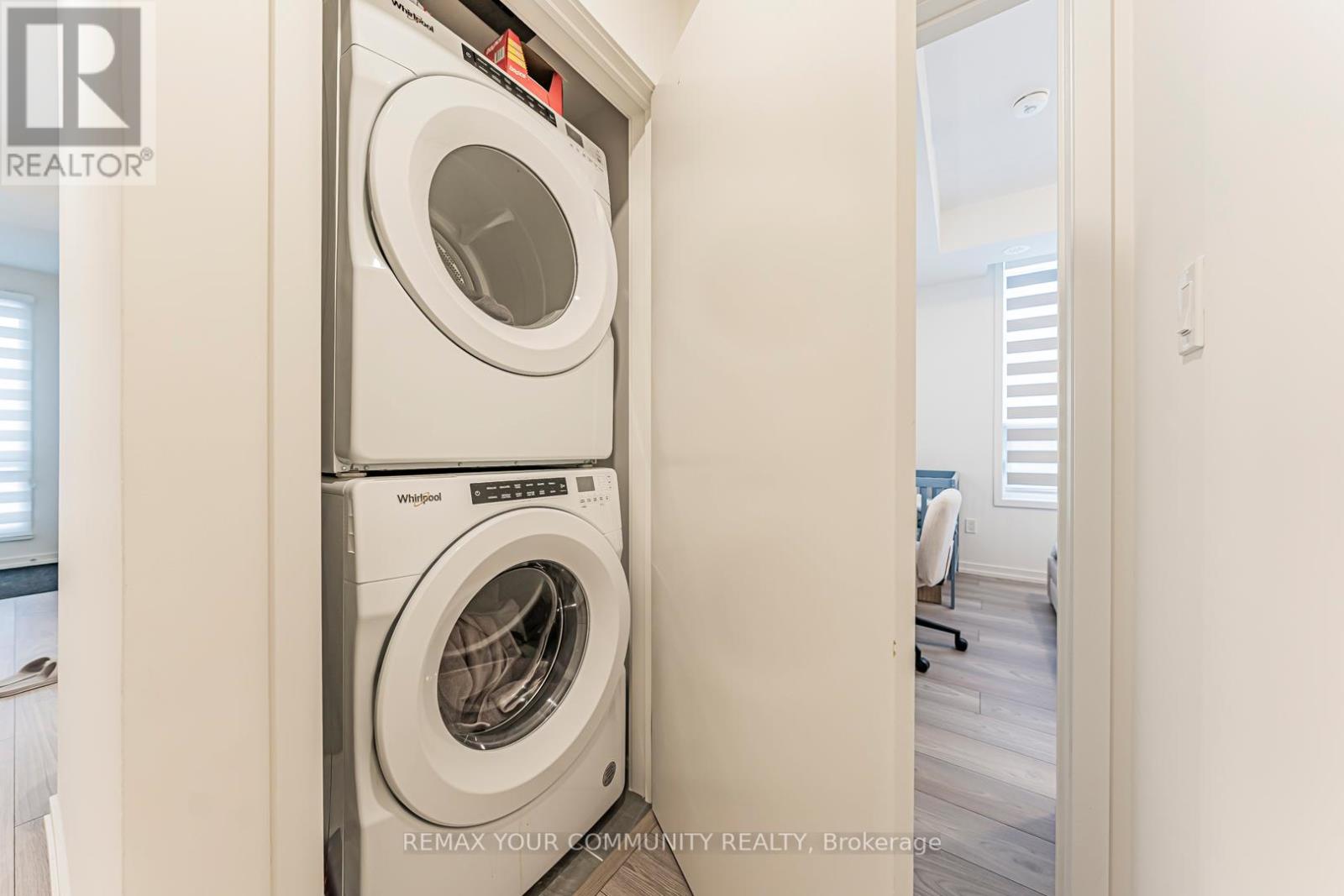 31 - 24 Lytham Green Circle, Newmarket, Ontario  L3Y 0H4 - Photo 44 - N13068660