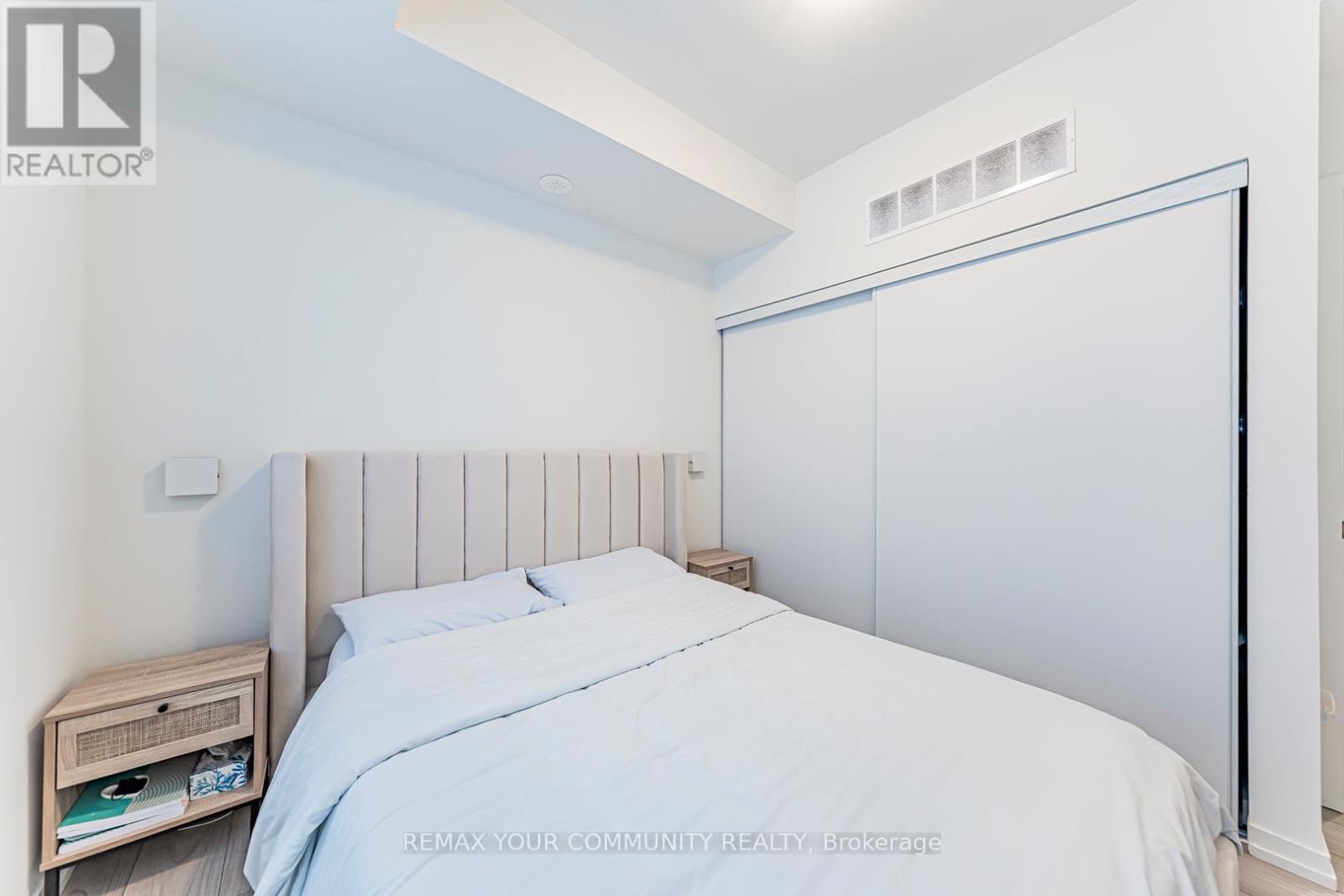 31 - 24 Lytham Green Circle, Newmarket, Ontario  L3Y 0H4 - Photo 49 - N13068660