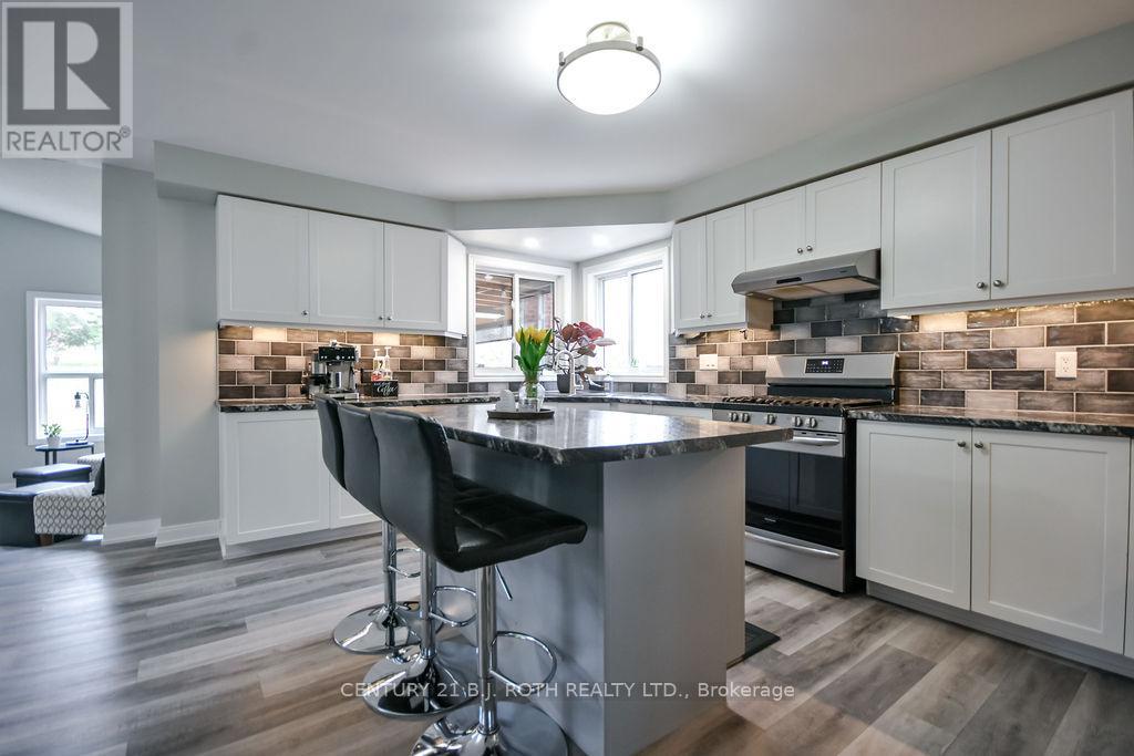 3 Prince Of Wales Drive, Barrie, Ontario  L4N 0T5 - Photo 12 - S13068308