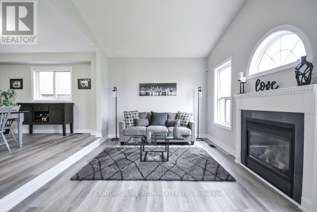 3 Prince Of Wales Drive, Barrie, Ontario  L4N 0T5 - Photo 16 - S13068308