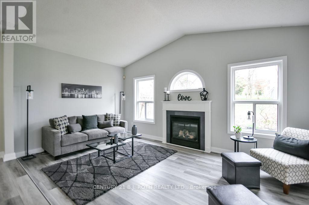 3 Prince Of Wales Drive, Barrie, Ontario  L4N 0T5 - Photo 17 - S13068308
