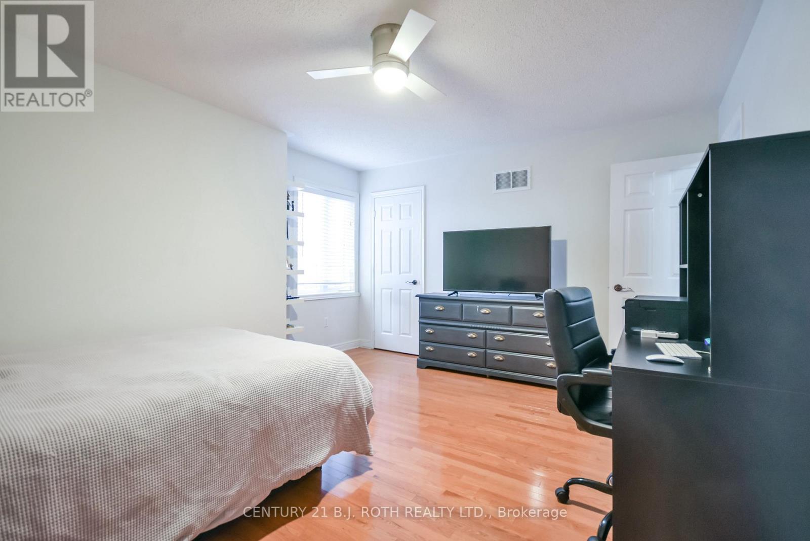 3 Prince Of Wales Drive, Barrie, Ontario  L4N 0T5 - Photo 27 - S13068308