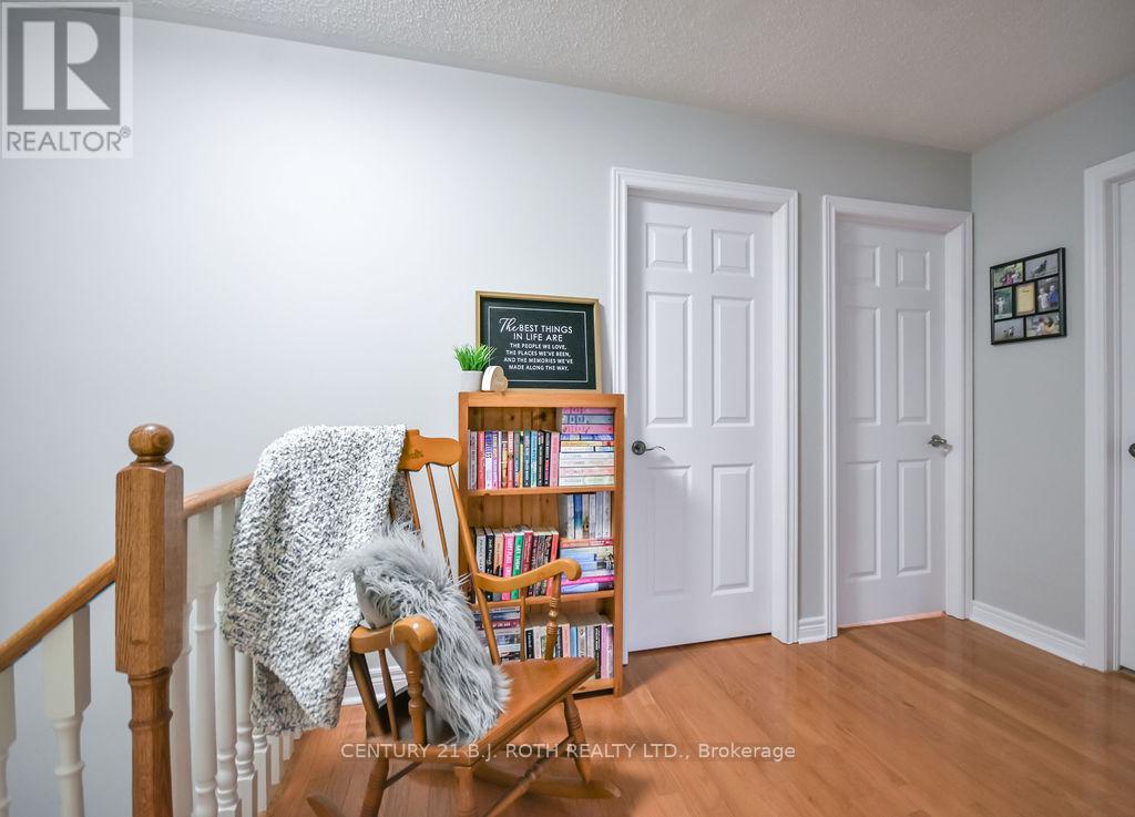 3 Prince Of Wales Drive, Barrie, Ontario  L4N 0T5 - Photo 31 - S13068308