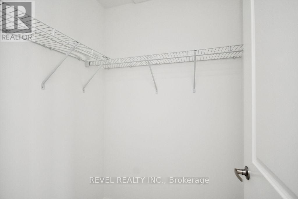 26 Lally Terrace, Barrie, Ontario  L9J 0C2 - Photo 20 - S13068450