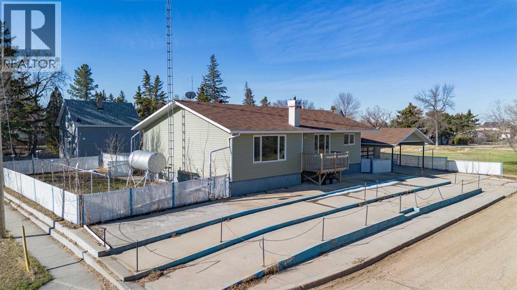 4401 51 Avenue, Stettler, Alberta  T0C 2L2 - Photo 2 - A2306731