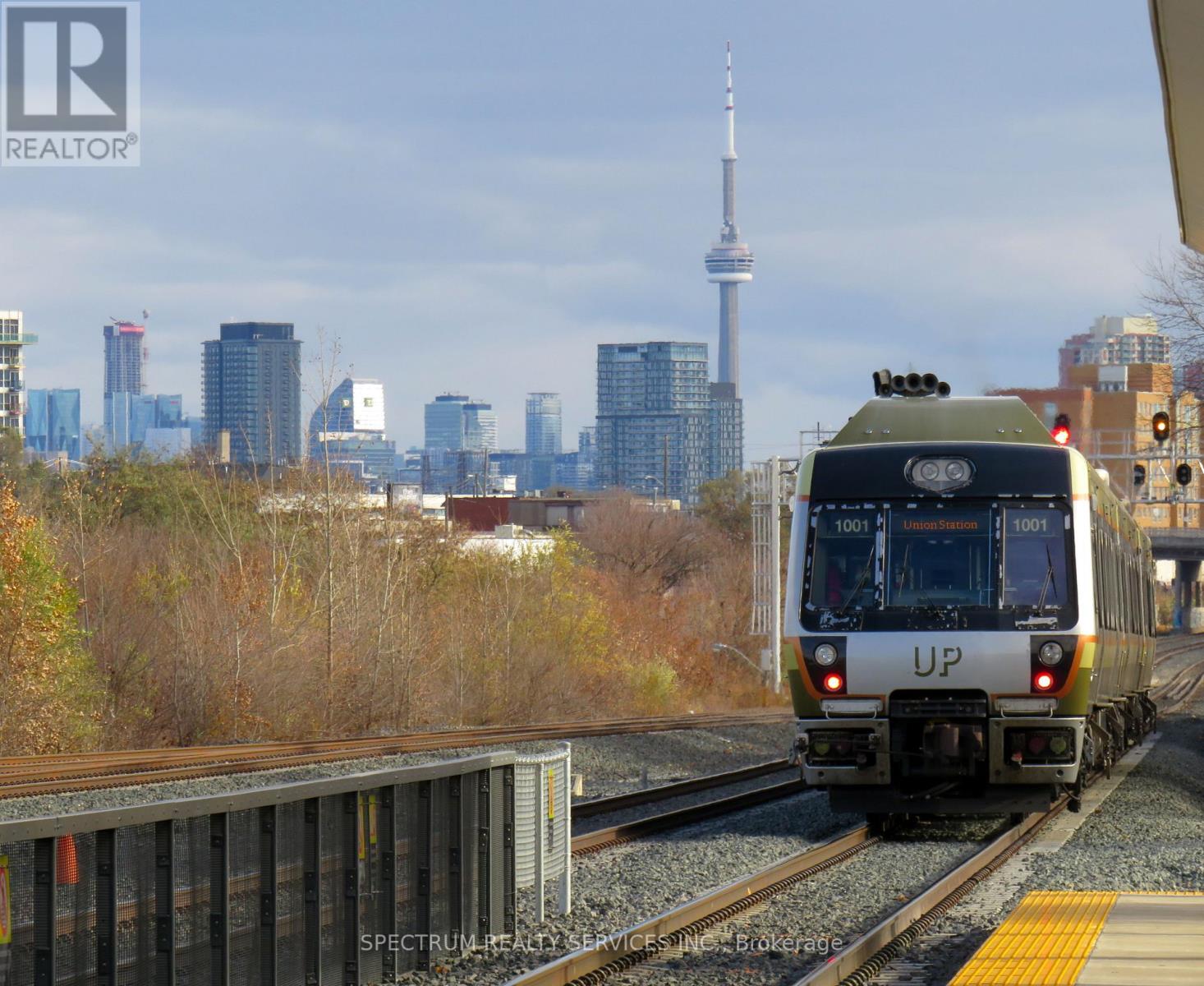 Lower - 1002 Weston Road, Toronto, Ontario  M6N 3S1 - Photo 22 - W12846162