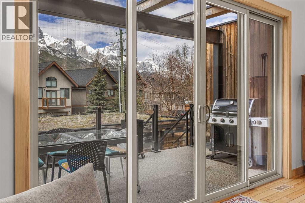 700 8 Avenue, Canmore, Alberta  T1W 2E3 - Photo 21 - A2305233