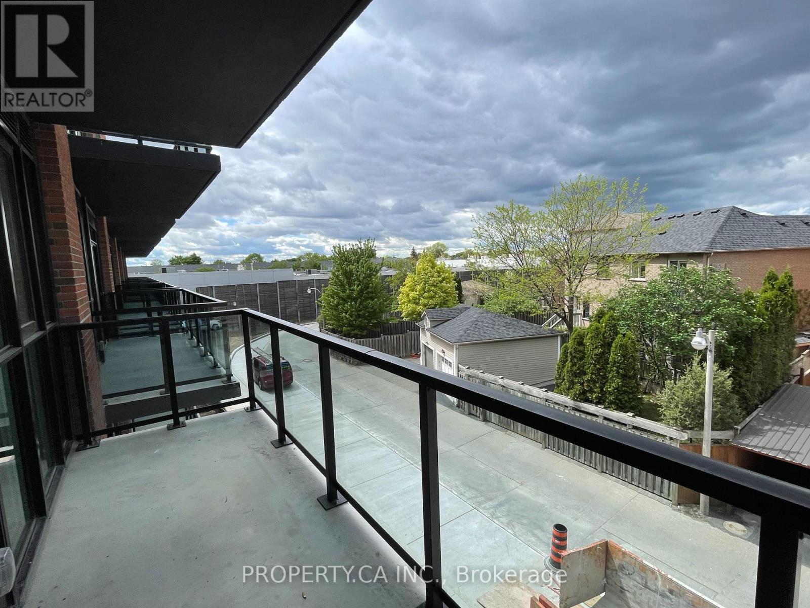325 - 2300 St. Clair Avenue W, Toronto, Ontario  M6N 1K8 - Photo 15 - W13068320
