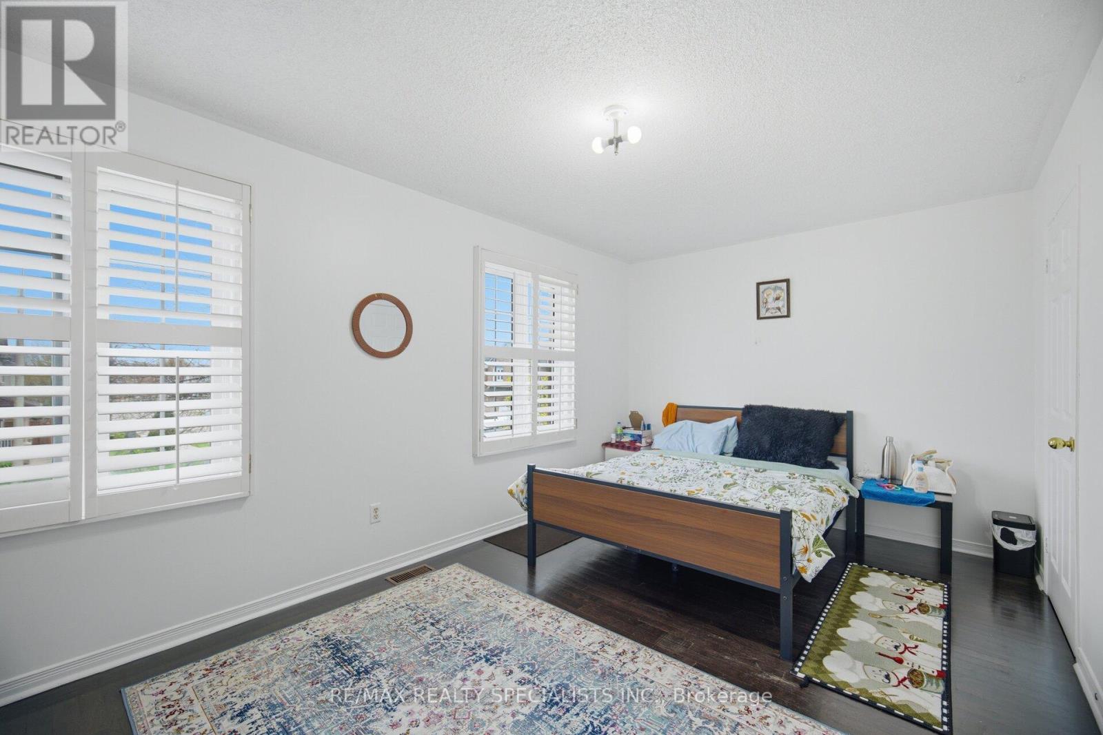 64 Dolphin Song Crescent, Brampton, Ontario  L6R 2A7 - Photo 9 - W13068346