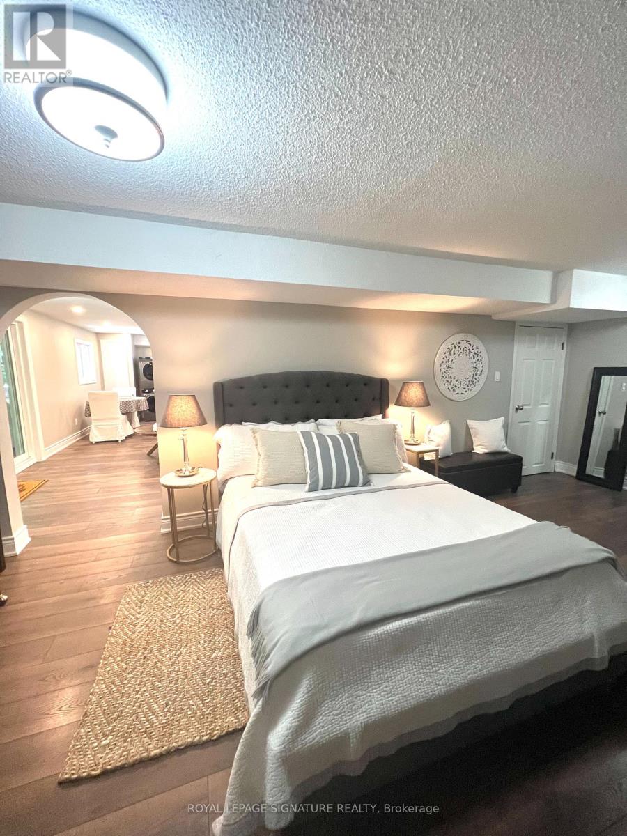 Lower Level - 964 Albertson Crescent, Mississauga, Ontario  L5H 3C7 - Photo 14 - W13068392