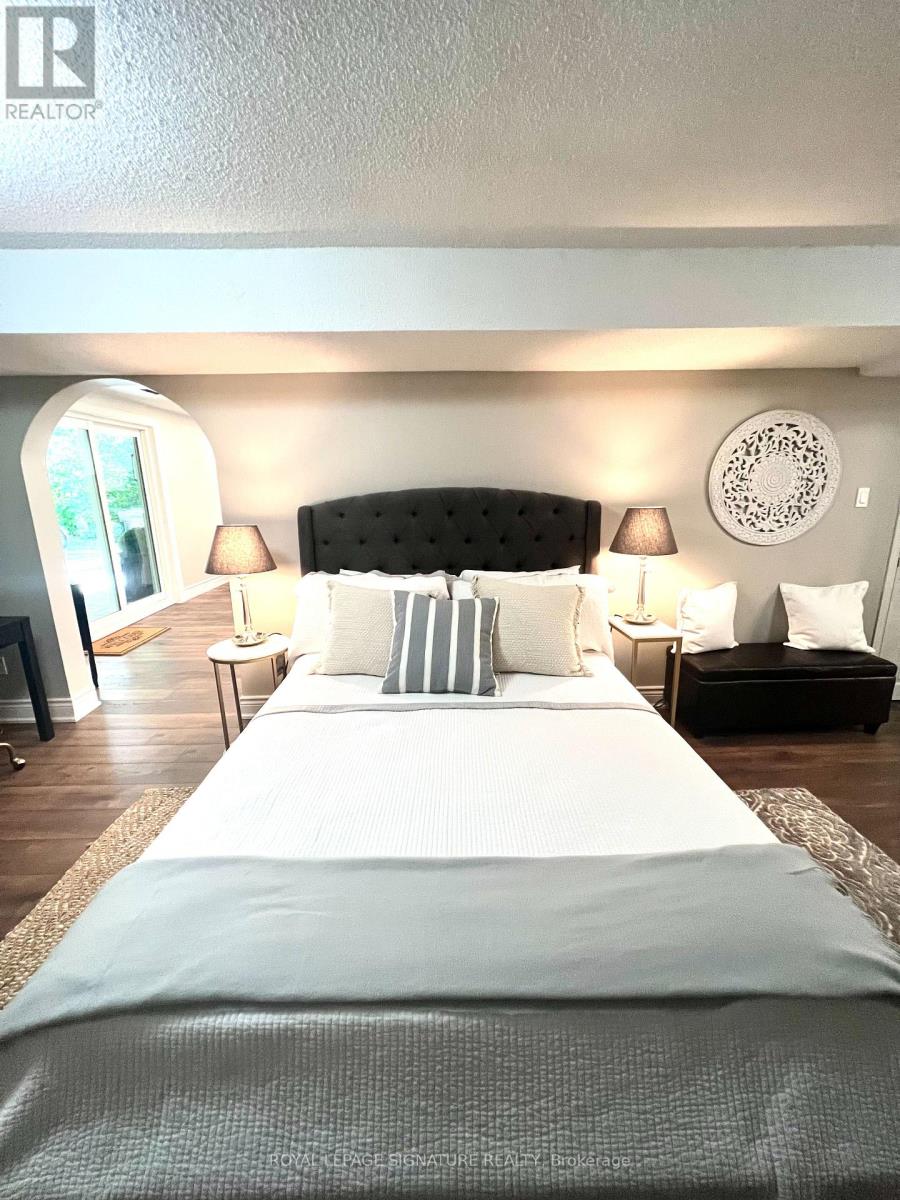 Lower Level - 964 Albertson Crescent, Mississauga, Ontario  L5H 3C7 - Photo 16 - W13068392