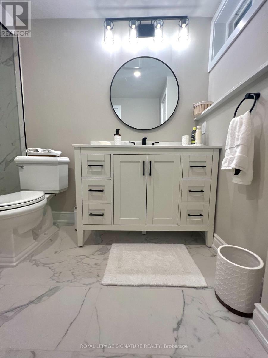 Lower Level - 964 Albertson Crescent, Mississauga, Ontario  L5H 3C7 - Photo 20 - W13068392