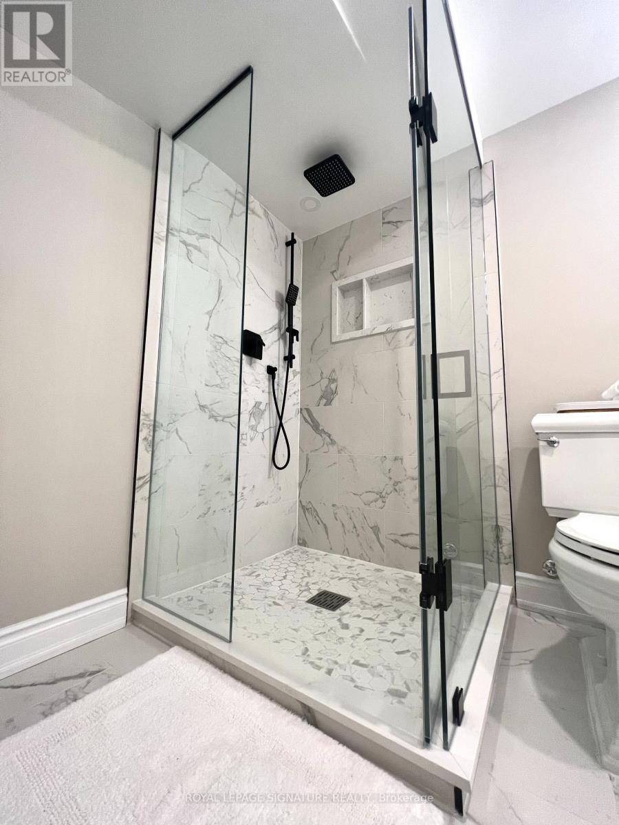 Lower Level - 964 Albertson Crescent, Mississauga, Ontario  L5H 3C7 - Photo 21 - W13068392