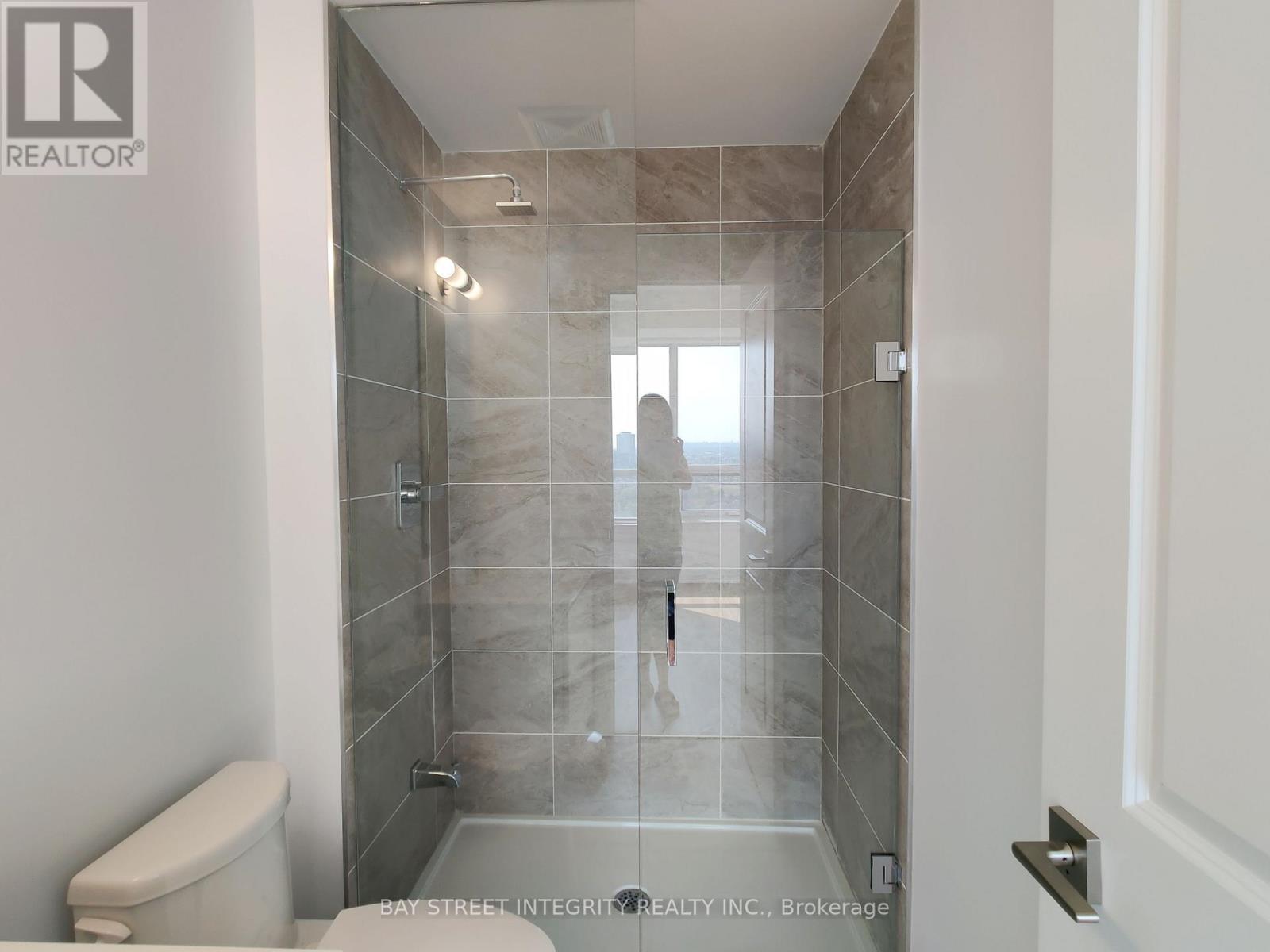 2008 - 36 Elm Drive W, Mississauga, Ontario  L5B 0N3 - Photo 10 - W13068472