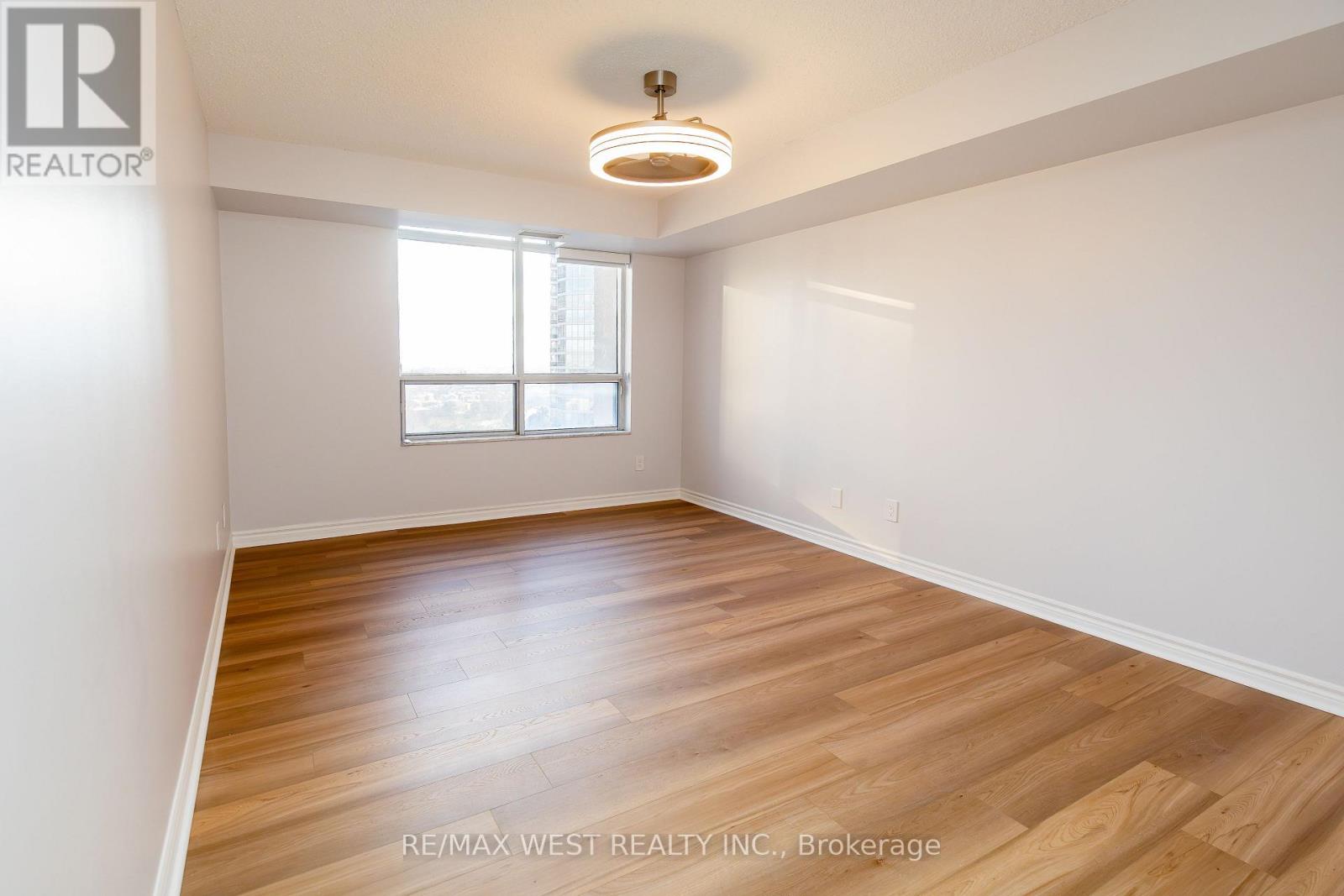 902 - 35 Kingsbridge Garden Circle, Mississauga, Ontario  L5R 3Z5 - Photo 27 - W13068564