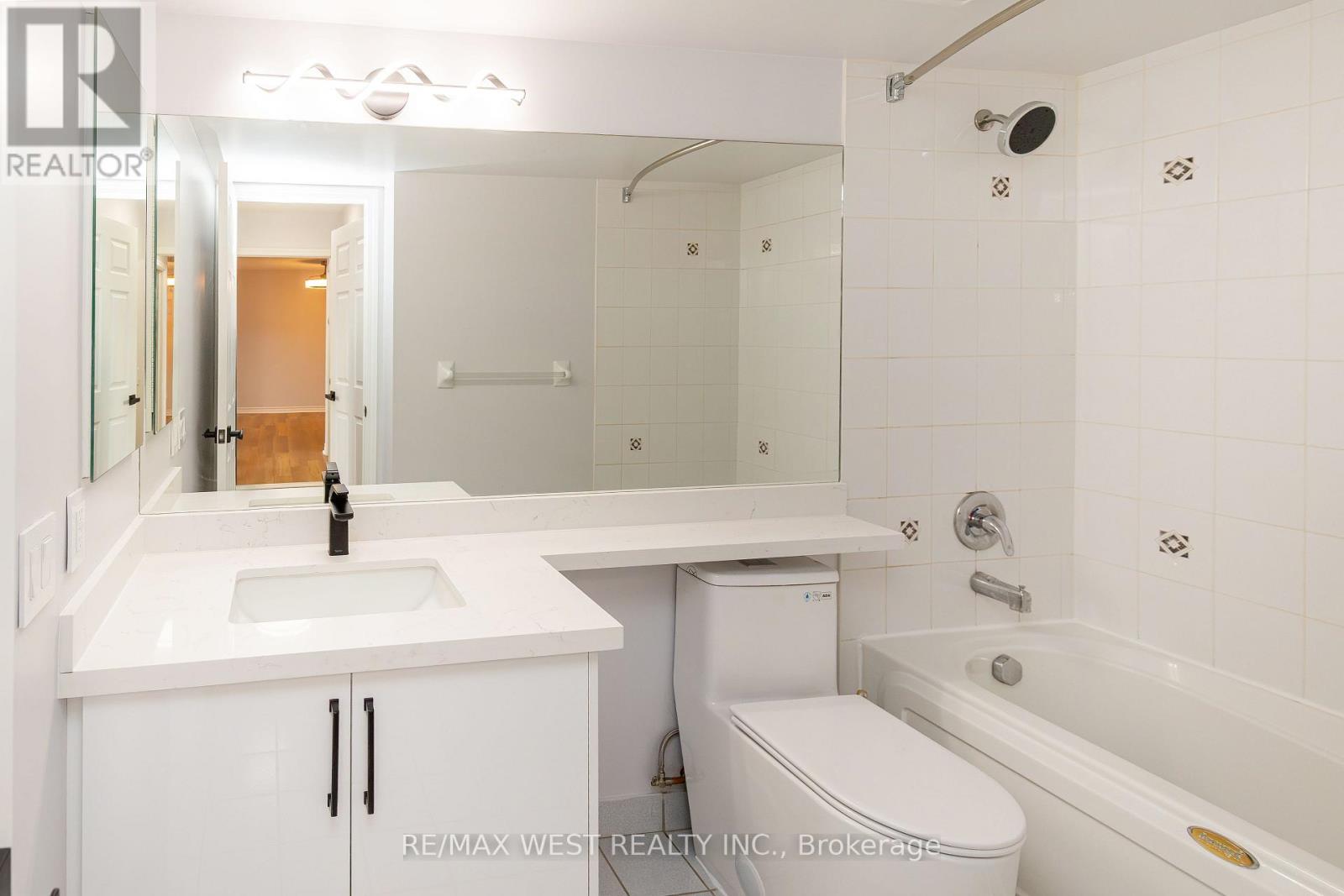 902 - 35 Kingsbridge Garden Circle, Mississauga, Ontario  L5R 3Z5 - Photo 31 - W13068564