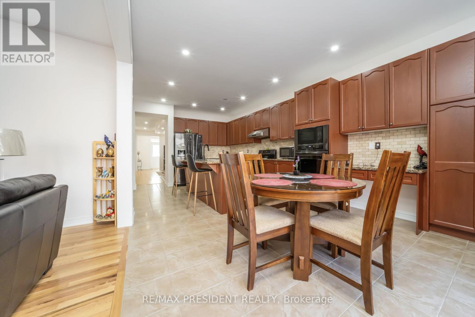 13 Clunburry Road, Brampton, Ontario  L7A 5B4 - Photo 15 - W13068590