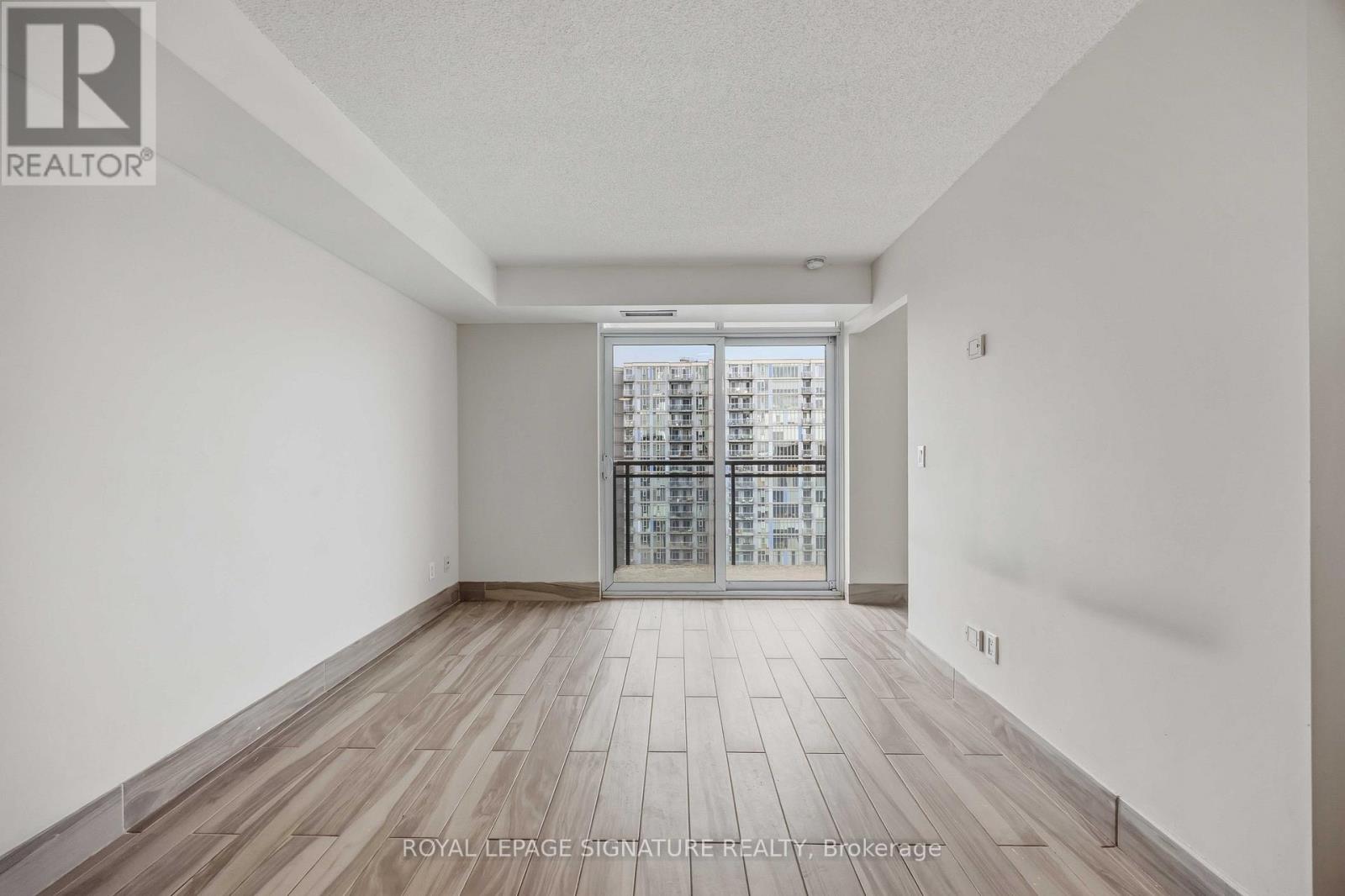 38 Joe Shuster Way, Toronto, Ontario  M6K 0A5 - Photo 26 - W13068602