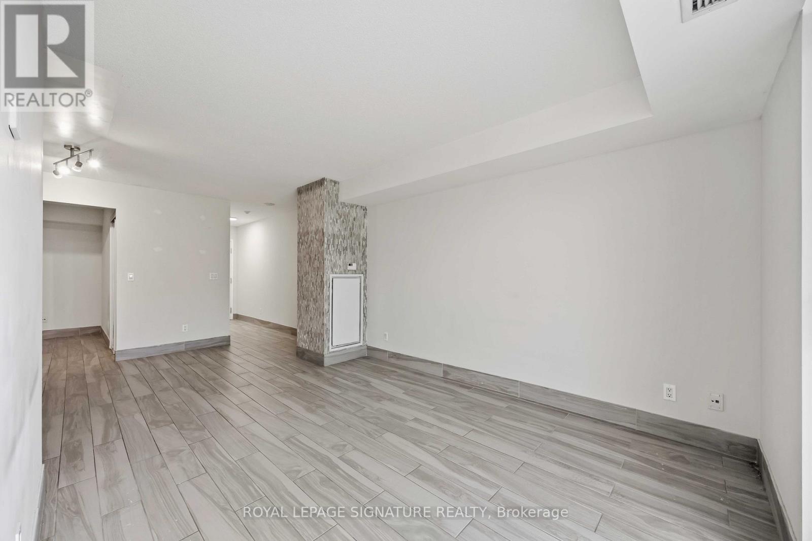 38 Joe Shuster Way, Toronto, Ontario  M6K 0A5 - Photo 28 - W13068602